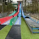 Sonnenuntergang Naehe Freizeitpark Schloss Dankern Dankernsee 別荘 *