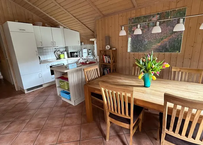 Sonnenuntergang Naehe Freizeitpark Schloss Dankern Dankernsee بيت للعطل هارن